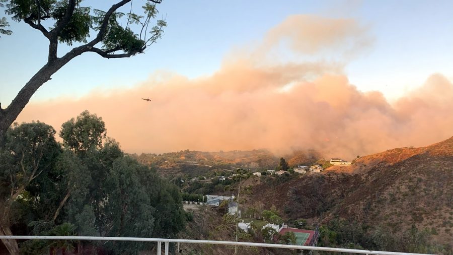 Smoke spreads across the horizon as the Getty Fire burns over 600 acres, impacting neighborhoods since 1:30 a.m. on Monday. Credit: Austin Lee/Chronicle