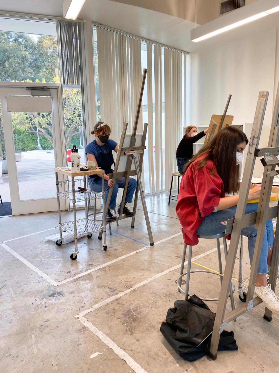 Visual arts students come back to campus for classes – The Harvard ...