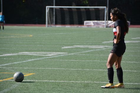 Forward Alyssa Thompson 23 prepares to take a free kick in a Division I California Interscholastic Federation (CIF) State playoff game in the 2020-2021 season.