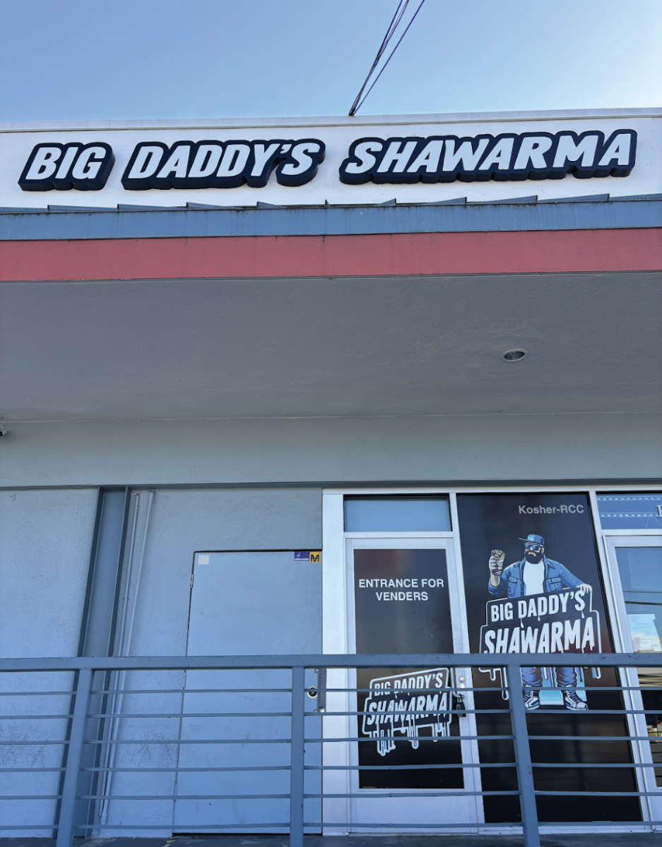 NEW OPENINGS: Big Daddy’s Shawarma and Freddo opened up near Ventura Blvd., expanding food options for students and Studio City residents.