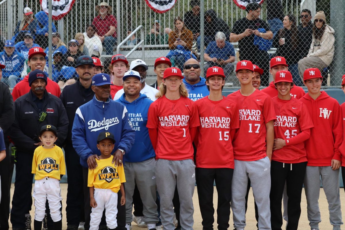 Varsity Baseball supports Central Altadena Little League teams