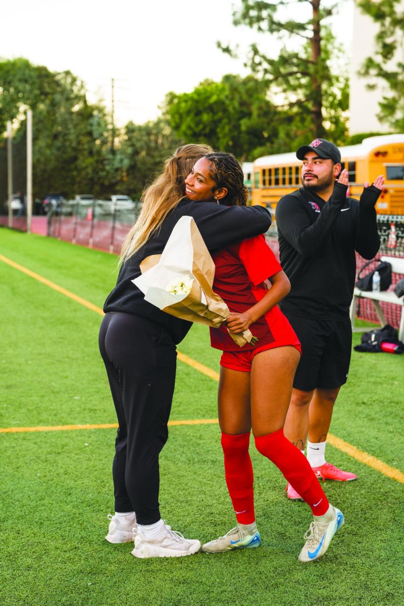 Stick with high school teams through commitment
